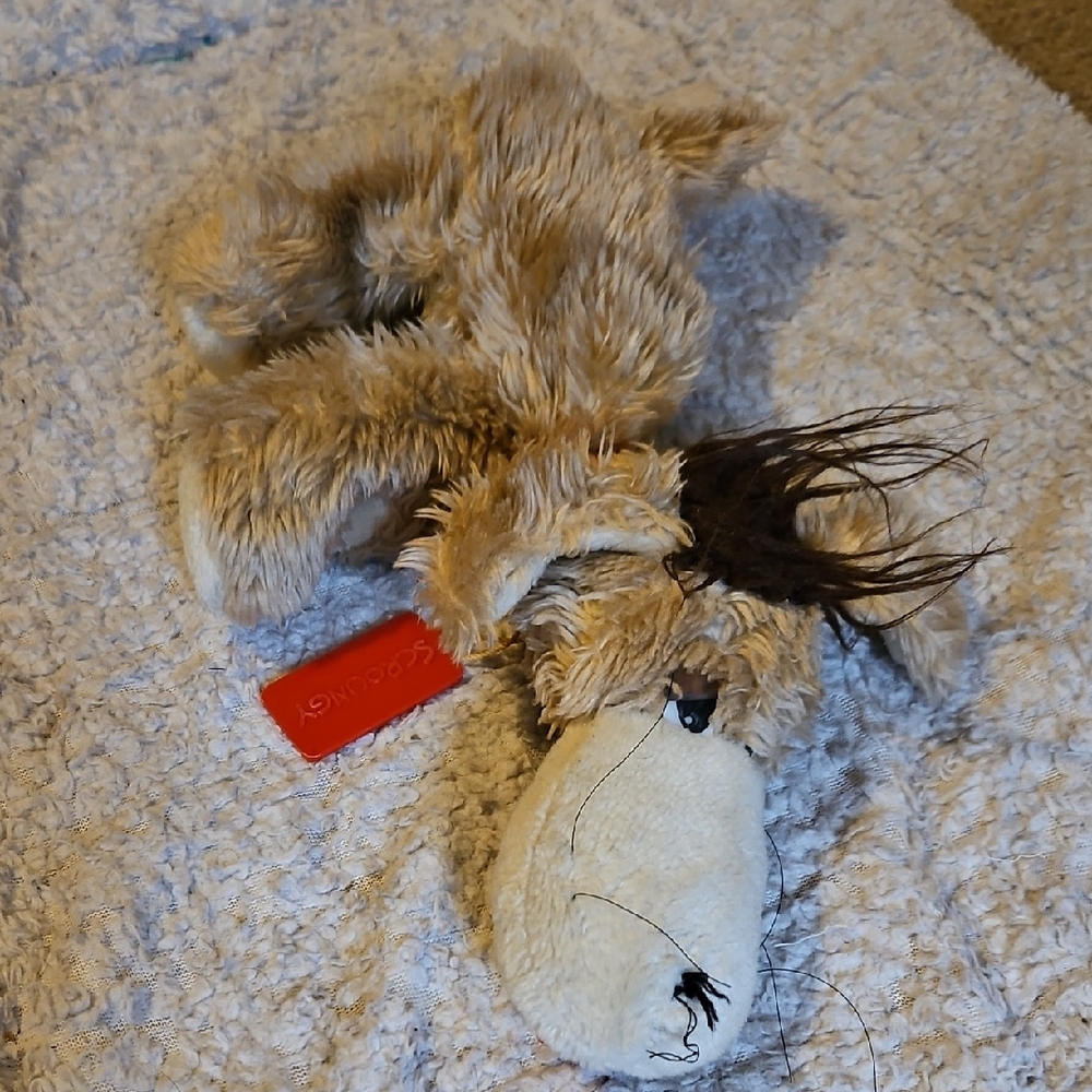 American Greetings Fluffy Tan and Cream Hound Dog Plush Scroungy